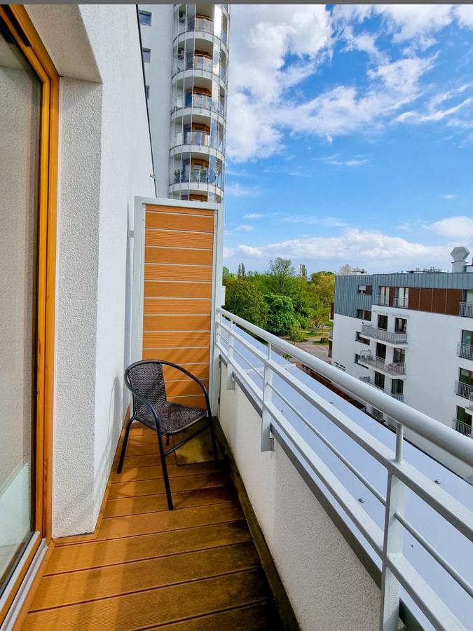 Visit Baltic - Platan Tower Grey Swinoujscie Exterior foto