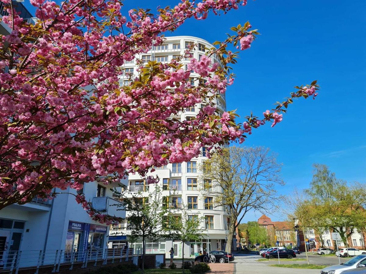 Visit Baltic - Platan Tower Grey Swinoujscie Exterior foto