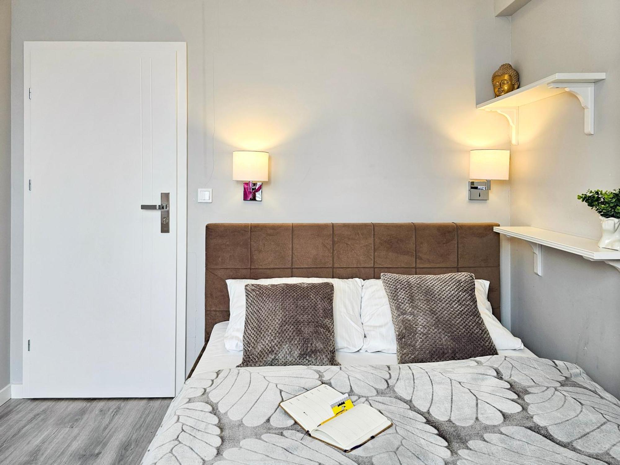 Visit Baltic - Platan Tower Grey Swinoujscie Exterior foto
